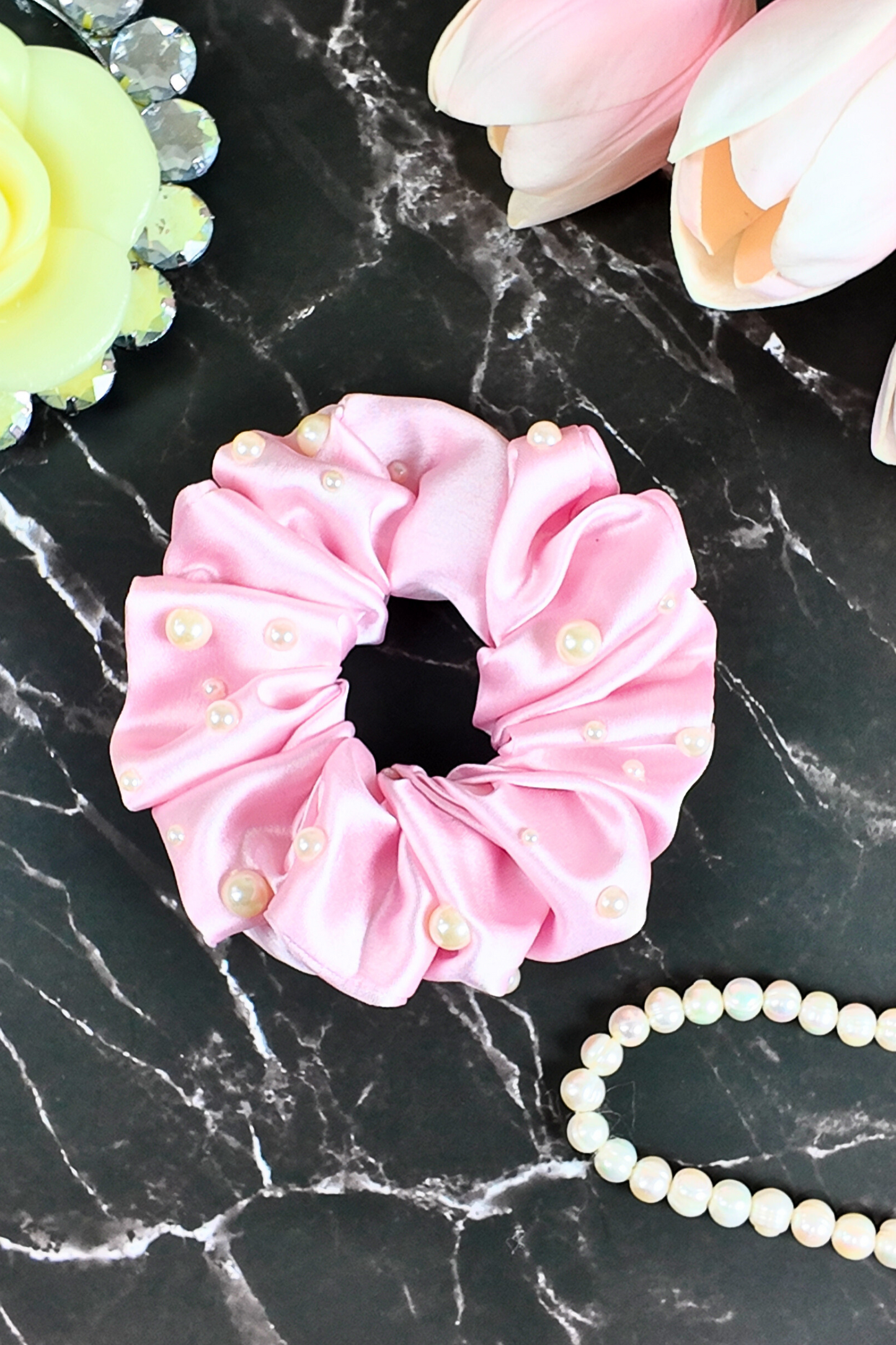 Pearl Scrunchie - Pink L