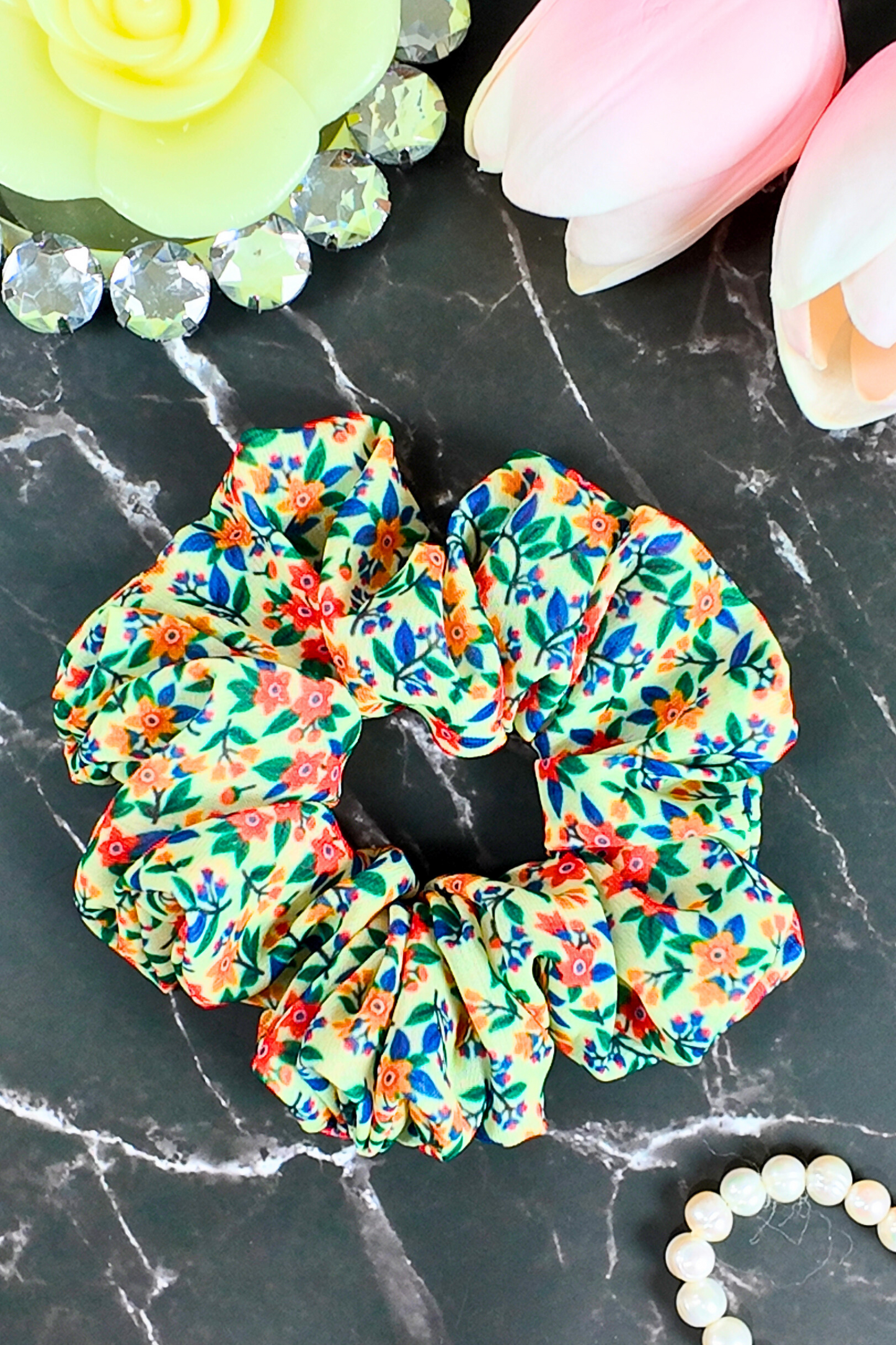 Printed Scrunchie - Cream Floral