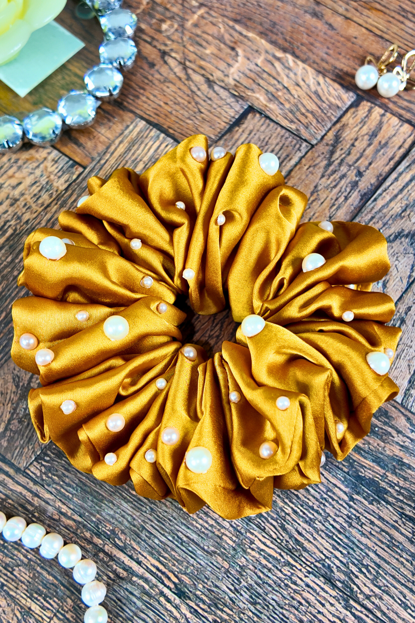 Pearl Scrunchie - Golden Yellow XXL