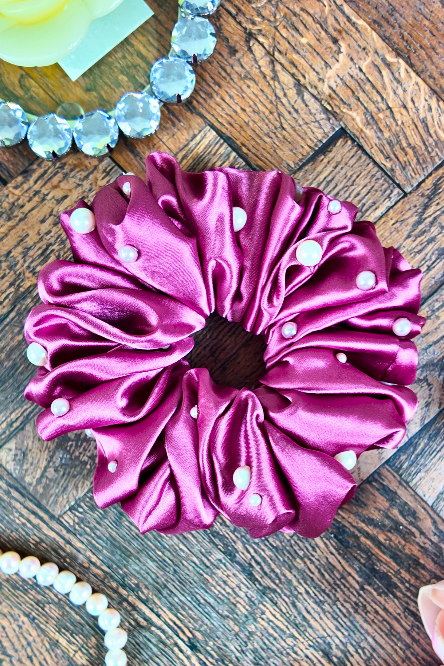 Pearl Scrunchie - Pink XXL