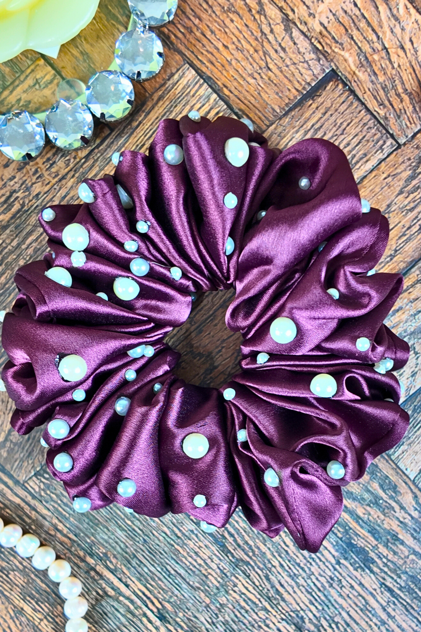 Pearl Scrunchie - Strong Purple XXL