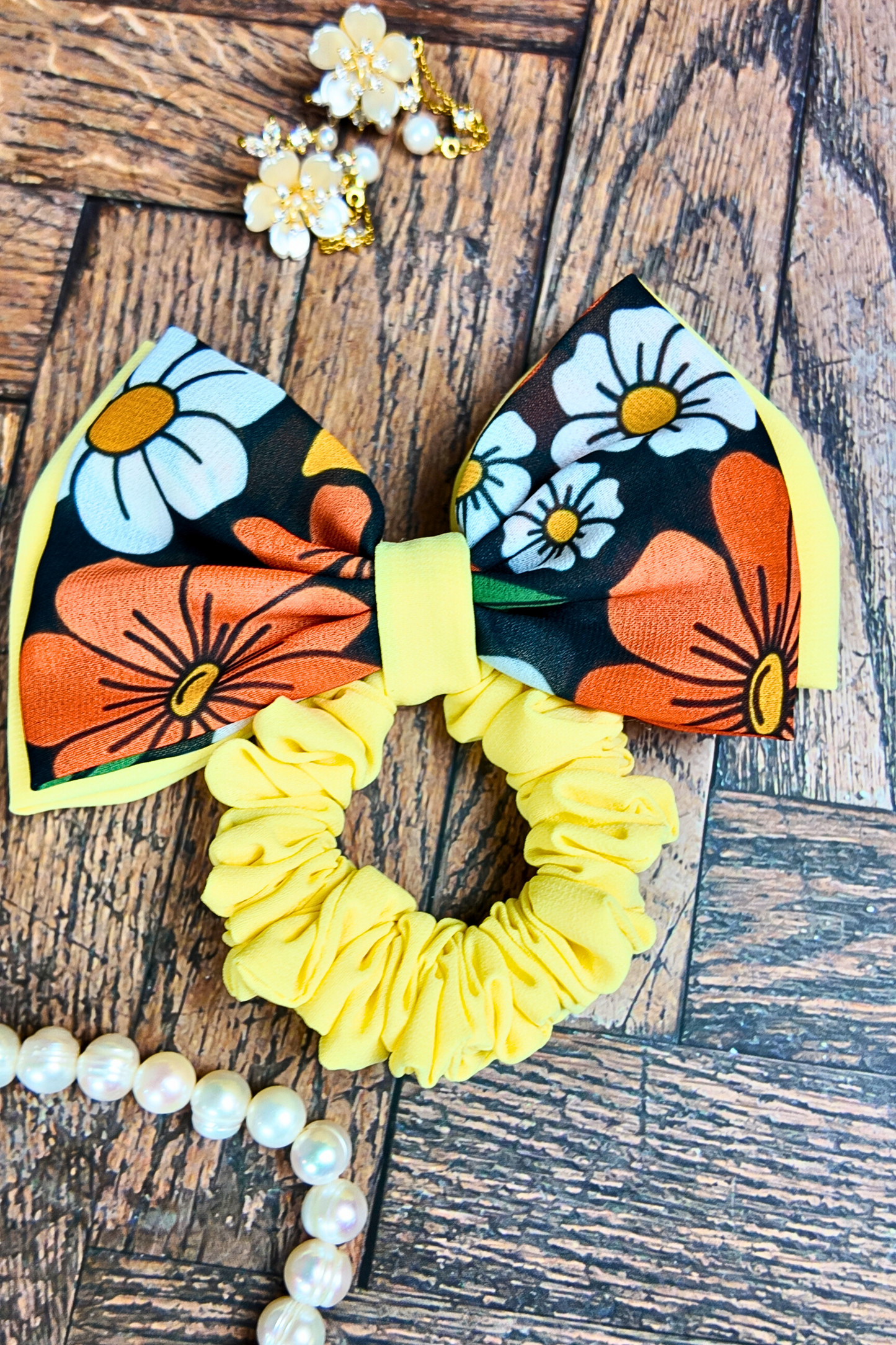 Bow Scrunchie - Dark Yellow - Floral
